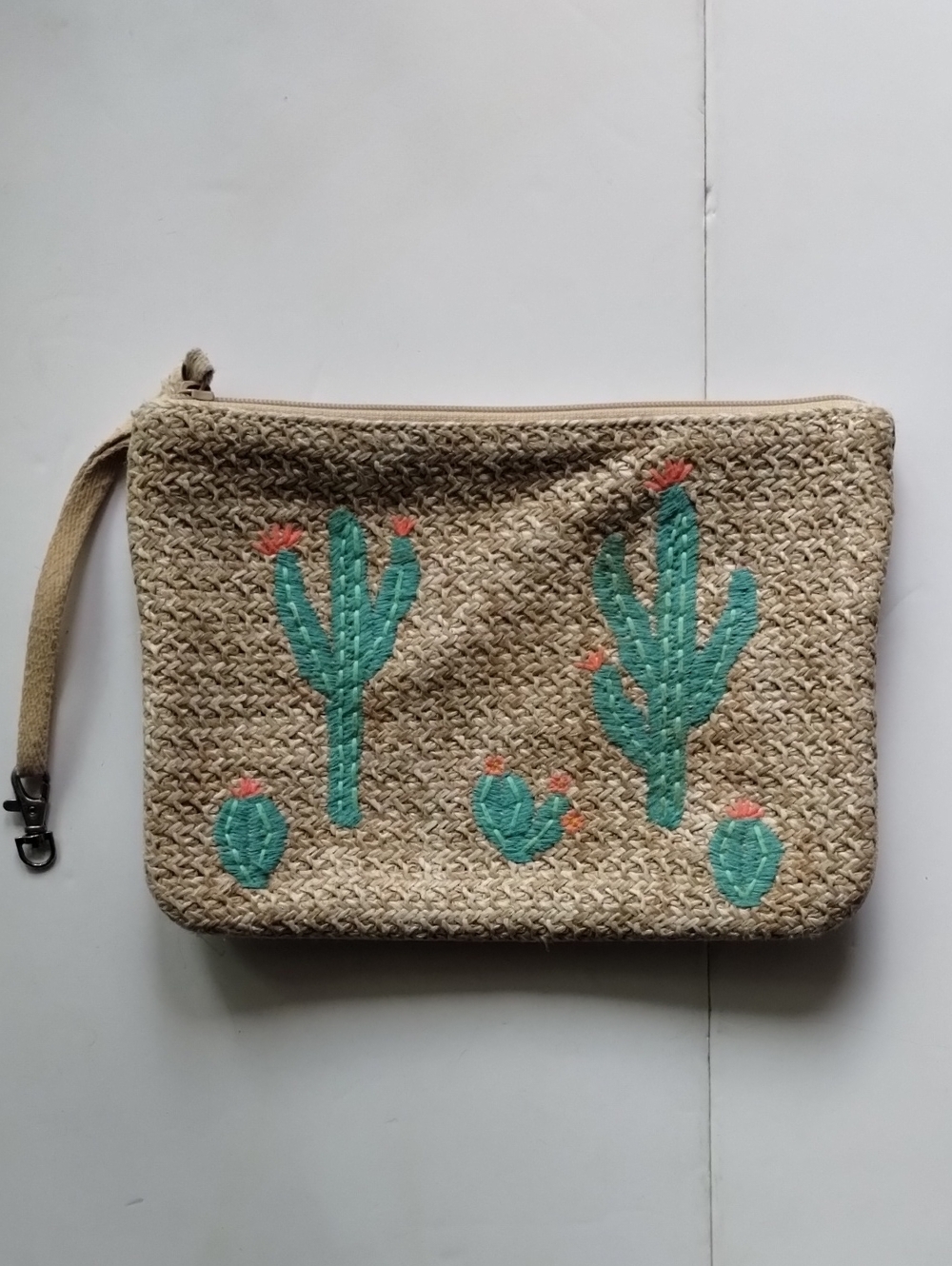 Lands End NEW Tweed Woven Straw Cactus Embroidered Zippered Bag / Clutch
